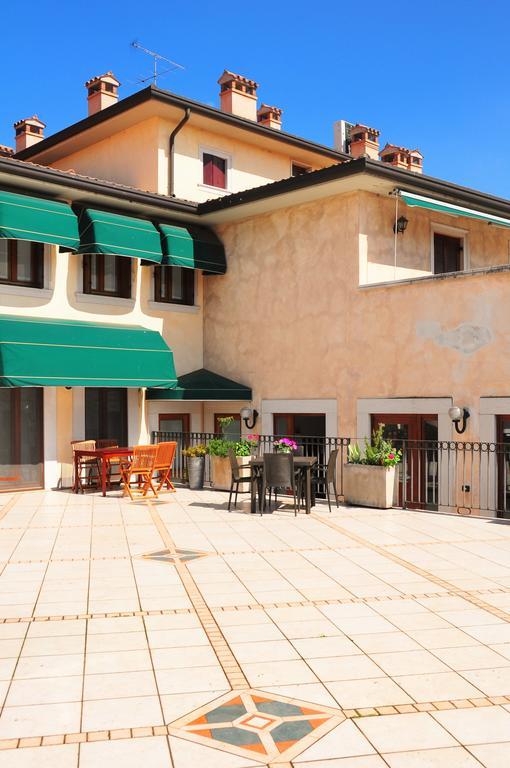 Domus Romanae In Centro Storico Peschiera del Garda Kültér fotó